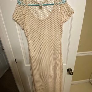 Hollow Out Maxi Shirt Size: M